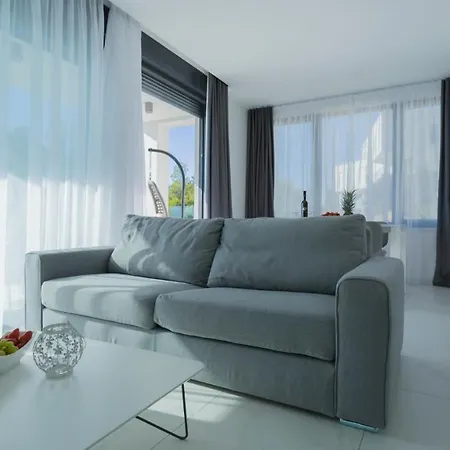 Allegra Luxury Pisak