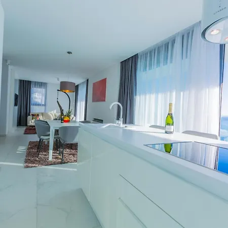 Allegra Luxury Pisak