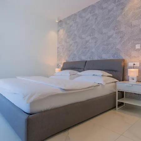 Allegra Luxury Apartment *
