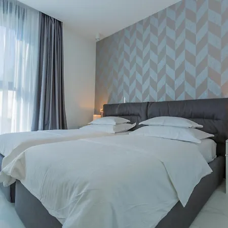 Allegra Luxury * بيساك