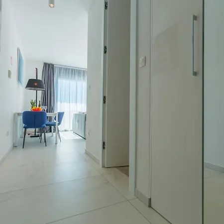Allegra Luxury Apartment *