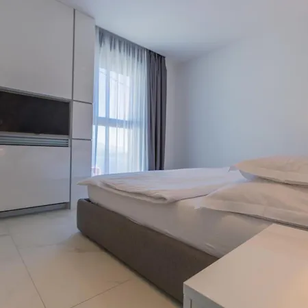 Allegra Luxury Apartment Pisak