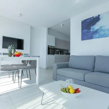 Apartment Allegra Luxury Pisak