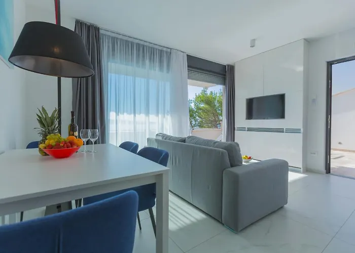 Allegra Luxury Apartment Pisak
