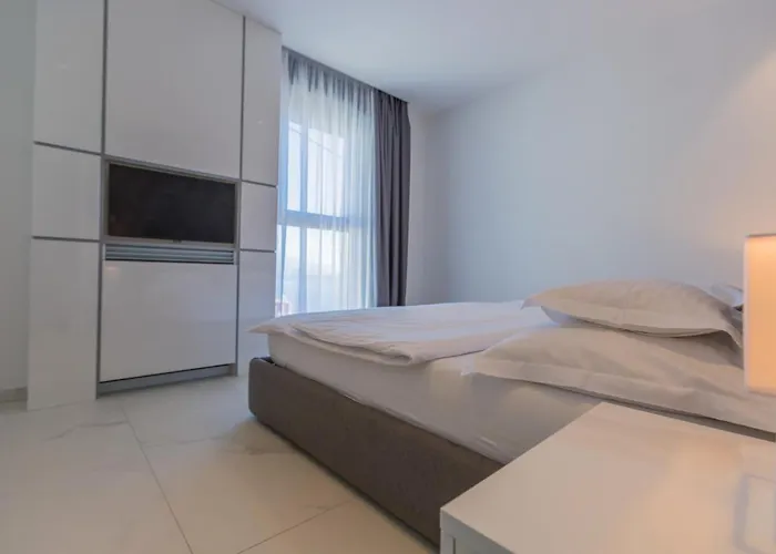 Allegra Luxury Apartment Pisak